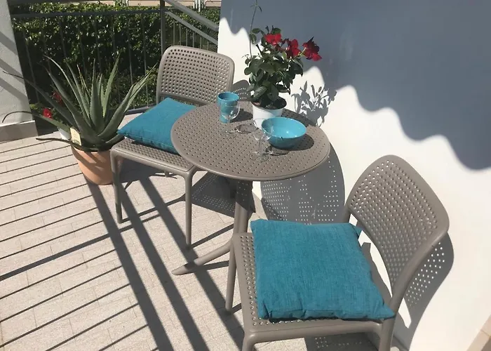 Apartament Blue - A Due Passi Dal Lago, Parcheggio Privato *