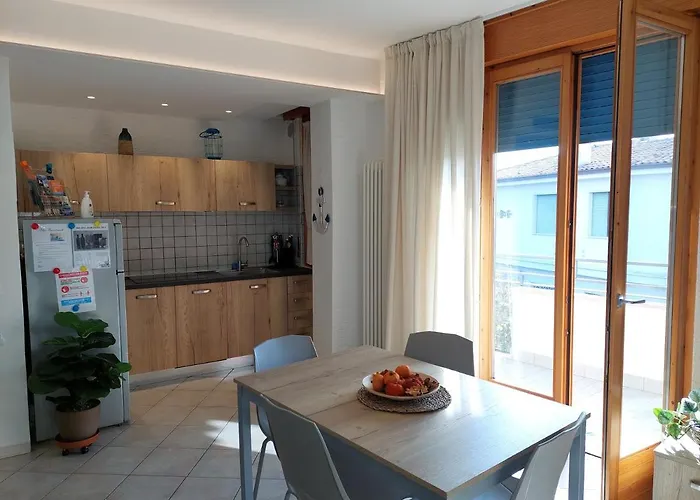 Blue - A Due Passi Dal Lago, Parcheggio Privato Apartament *