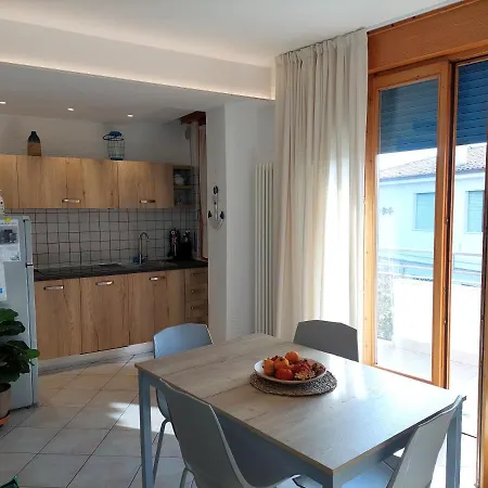 Blue - A Due Passi Dal Lago, Parcheggio Privato Apartamento *